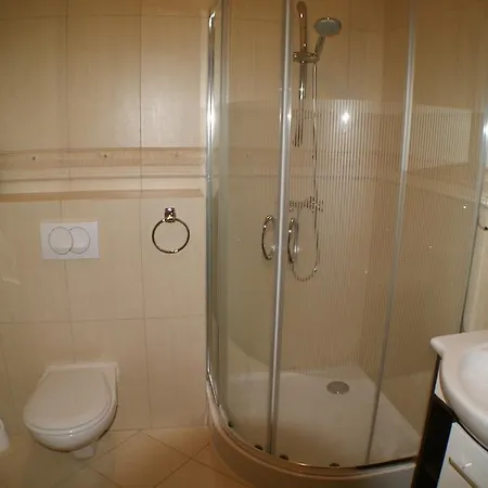 公寓 Jozefina 斯克拉斯卡波伦巴